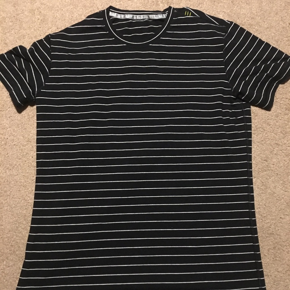 Lululemon Mens Large Black/white T Shirt Striped